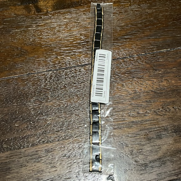 NEW Men’s Multi-point Magnetic Removable Magnetic Bracelet - Picture 3 of 6